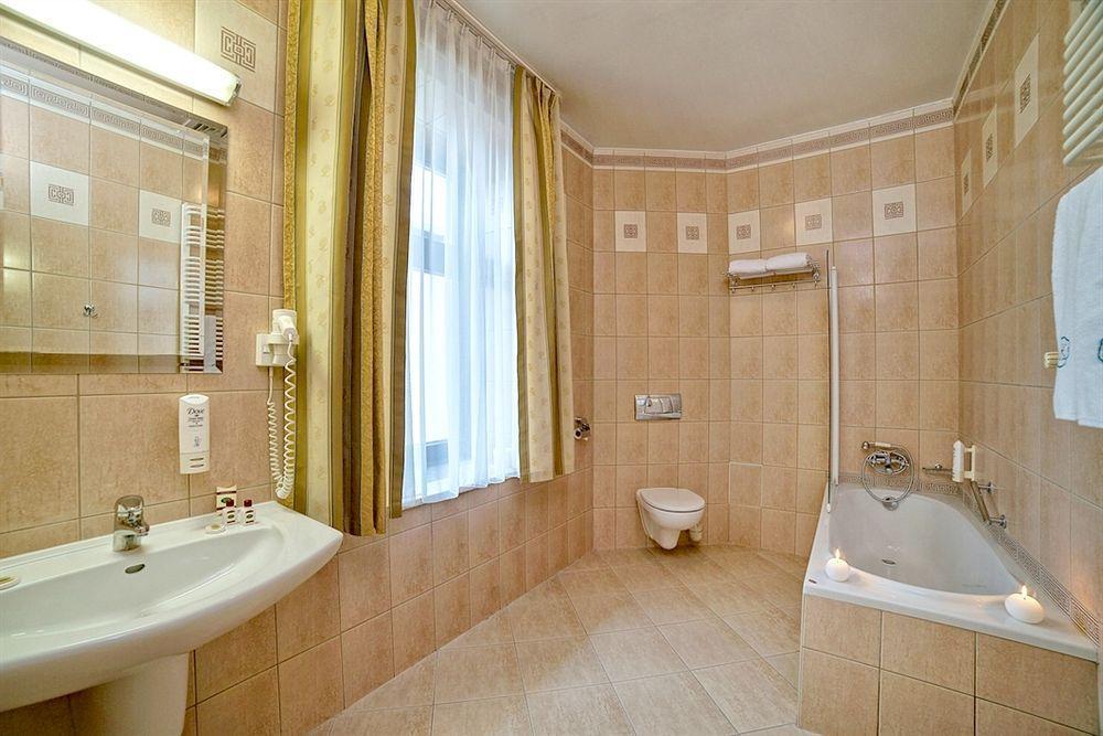 Hotel Palace Europa Lublin Exterior foto