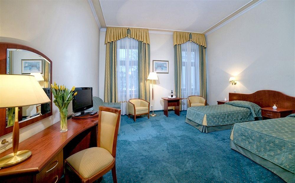 Hotel Palace Europa Lublin Exterior foto