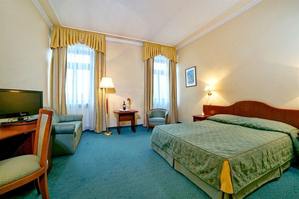 Hotel Palace Europa Lublin Exterior foto