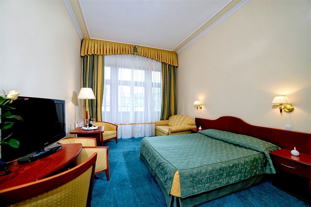 Hotel Palace Europa Lublin Exterior foto