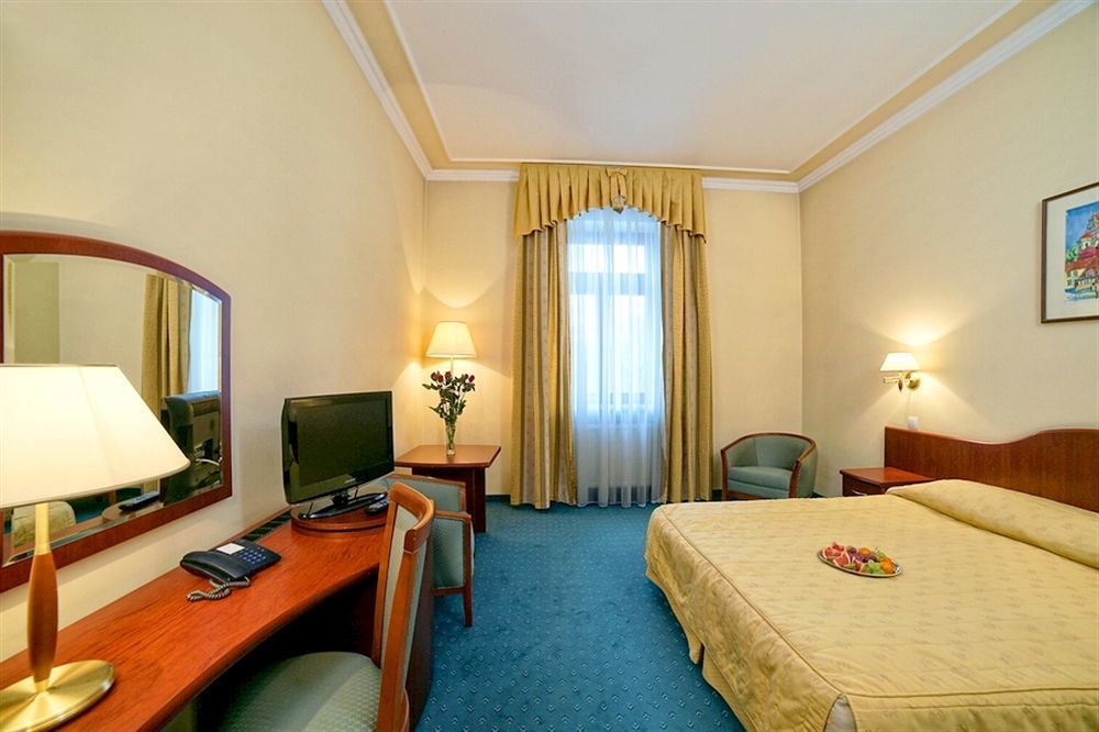Hotel Palace Europa Lublin Exterior foto